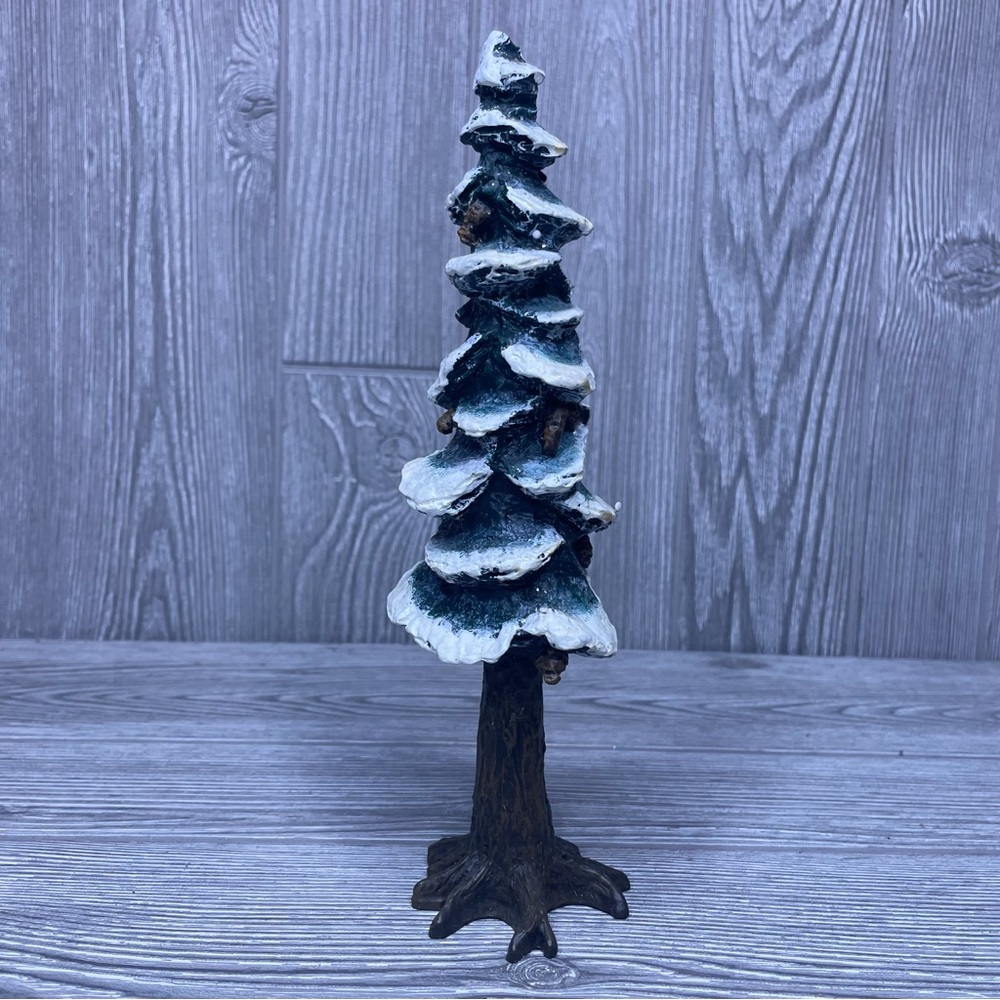Department 56 10.5 inch village pile pine tree ( chipped ) Christmas village
